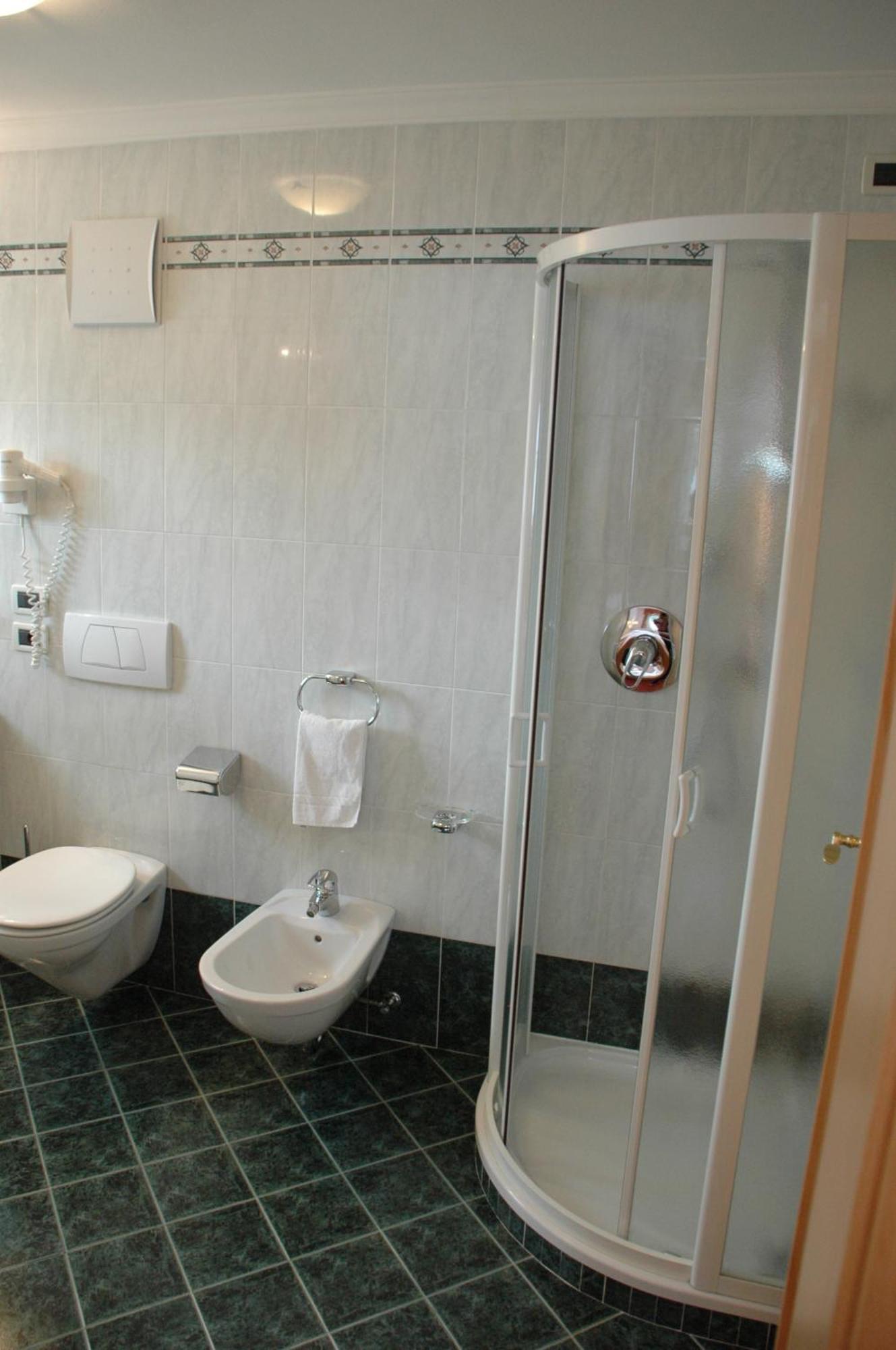 Hotel Falzares San Cassiano  Room photo